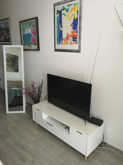 Studio Apartment Ivana - New Sweet Apartment Dubrovnik Eksteriør billede